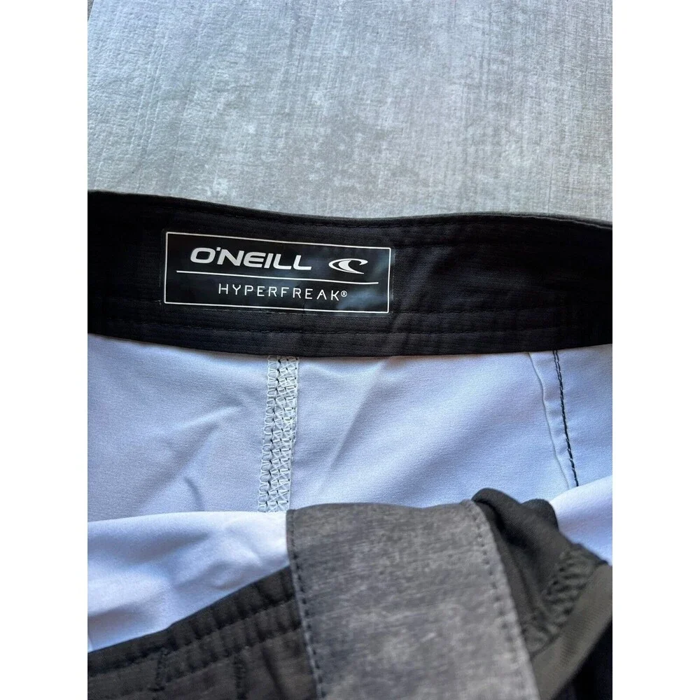 O'Neill Hyperfreak Heist Boardshorts Boys Mint Green Tropical Swim Trunks 23in 8